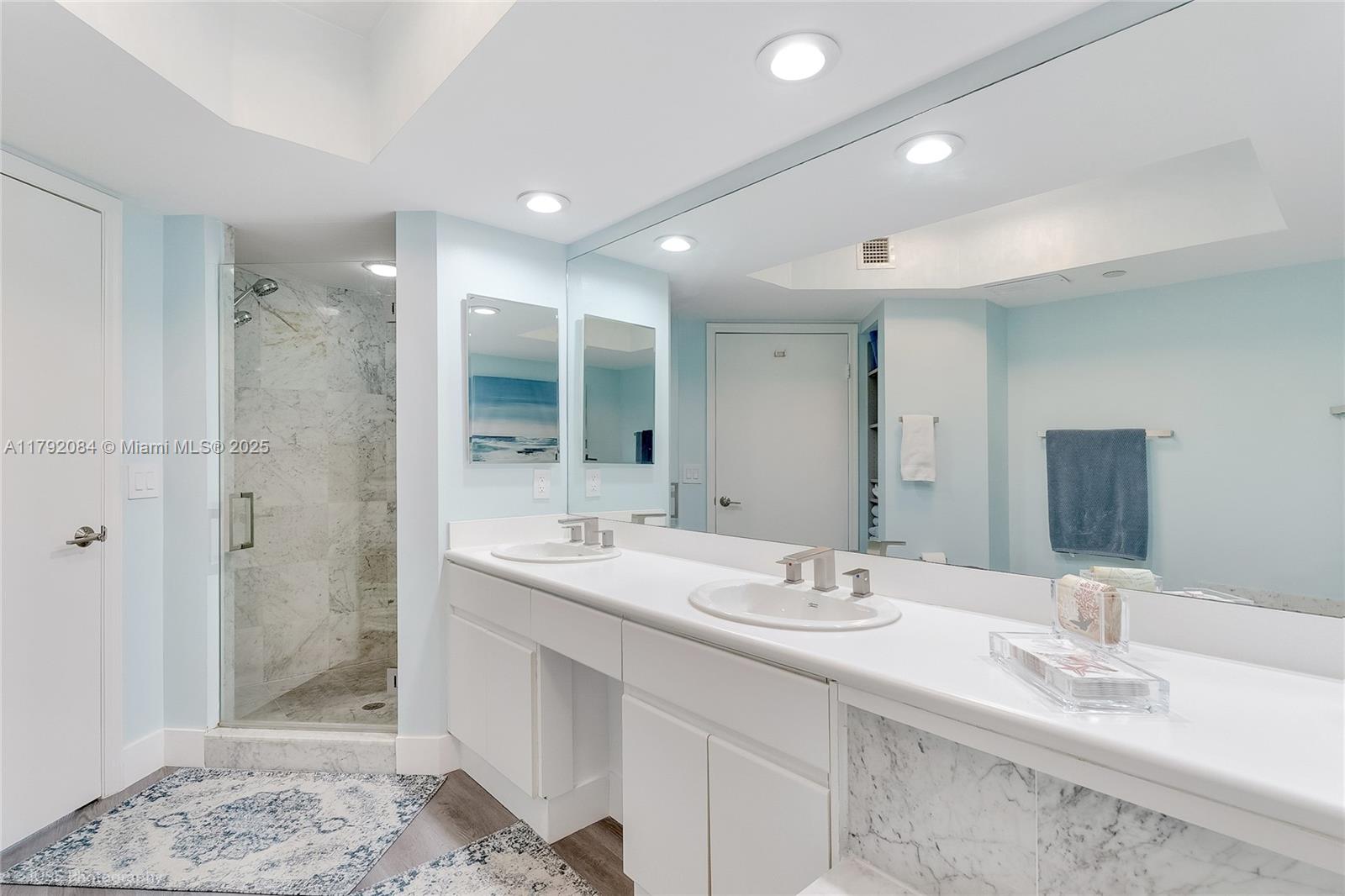 OCEANIA II CONDO - Residential Lease