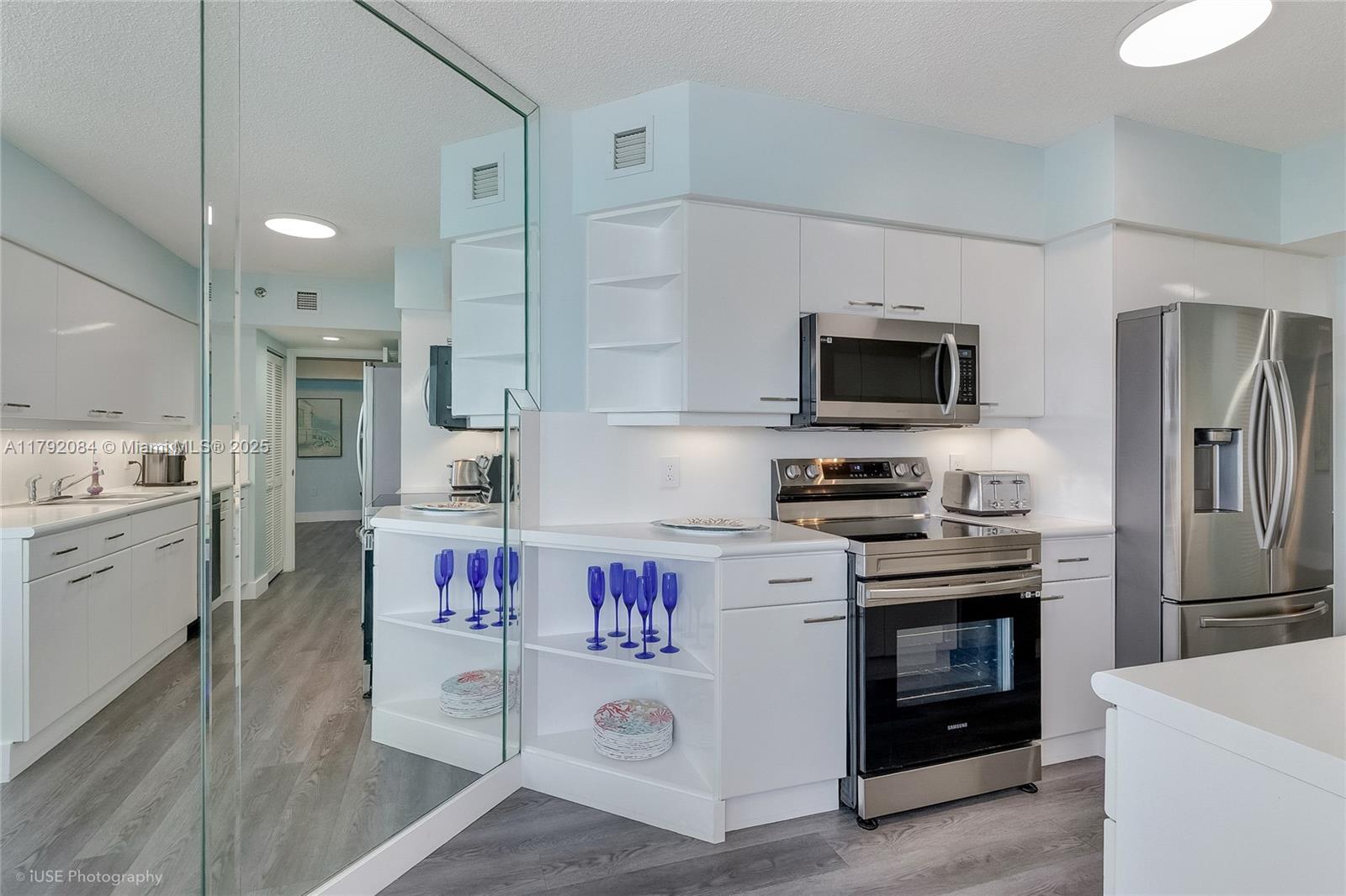 OCEANIA II CONDO - Residential Lease
