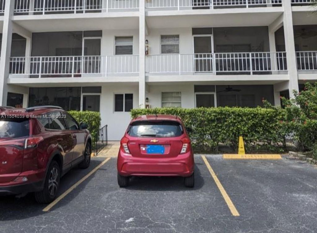 Photo of 501 Blue Heron Dr #107-A, Hallandale Beach, FL 33009 (MLS # A11504039)