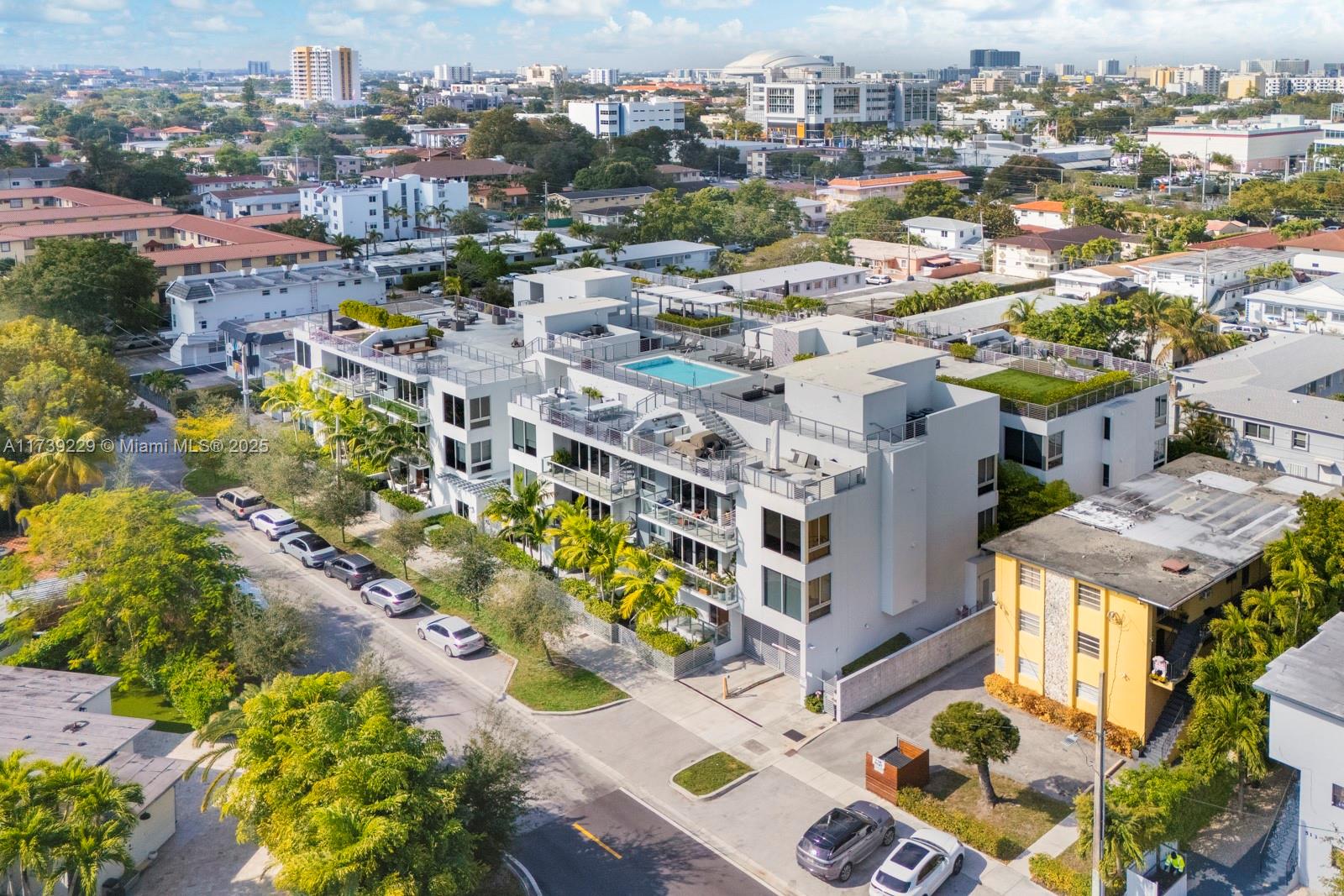 Property for Sale at 545 Sw 11th St 307, Miami, Broward County, Florida - Bedrooms: 4 
Bathrooms: 5  - $1,350,000