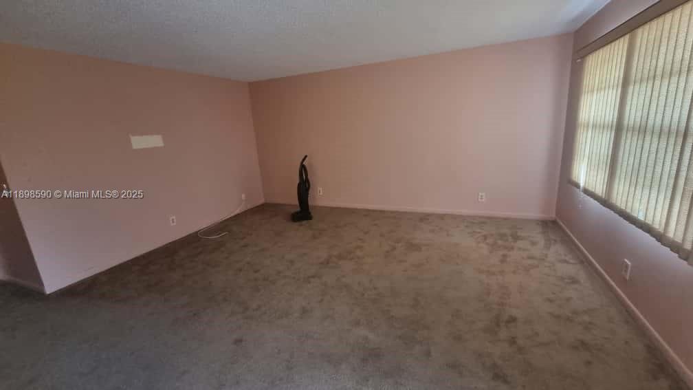 KINGS POINT PIEDMONT CONDO - Residential Lease