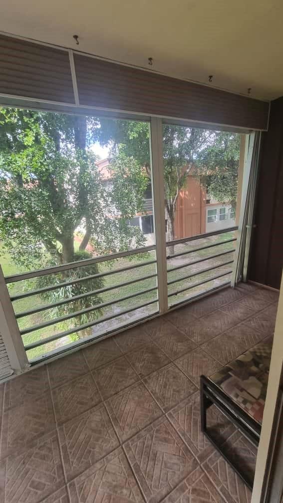 KINGS POINT PIEDMONT CONDO - Residential Lease
