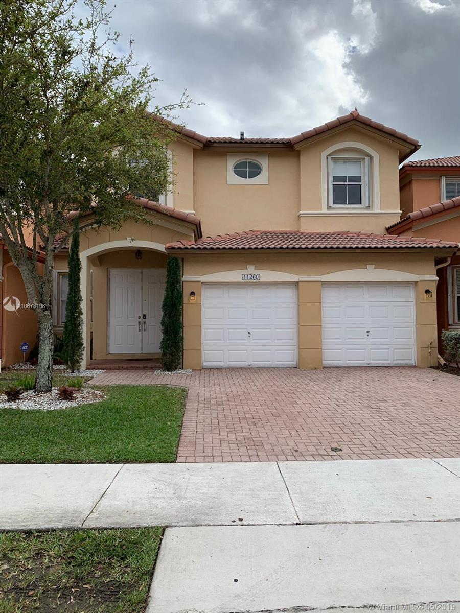 ISLANDS AT DORAL NORTHWES - Residential