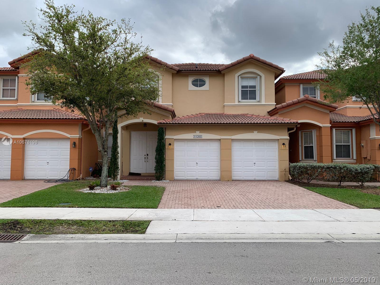 ISLANDS AT DORAL NORTHWES - Residential