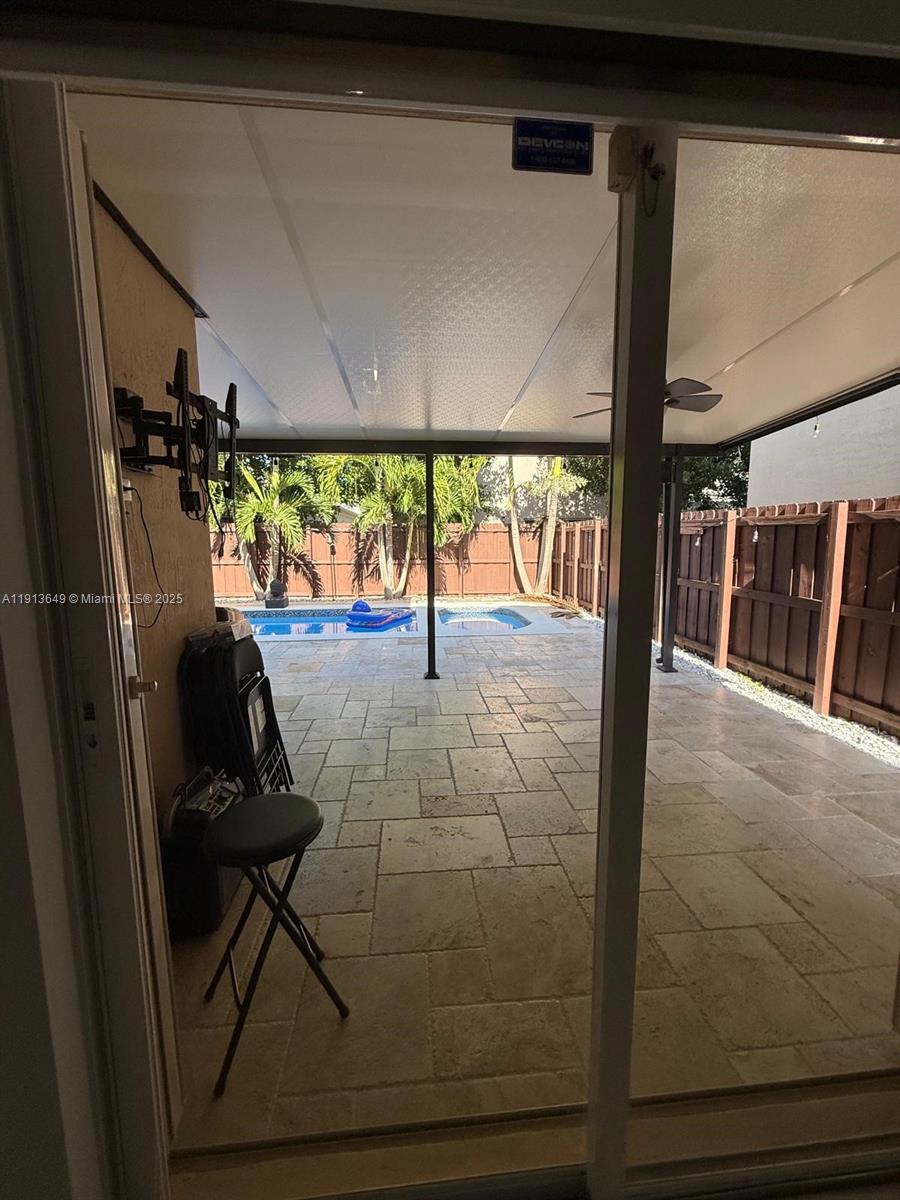 FERNANDOS PLACE - Residential Lease