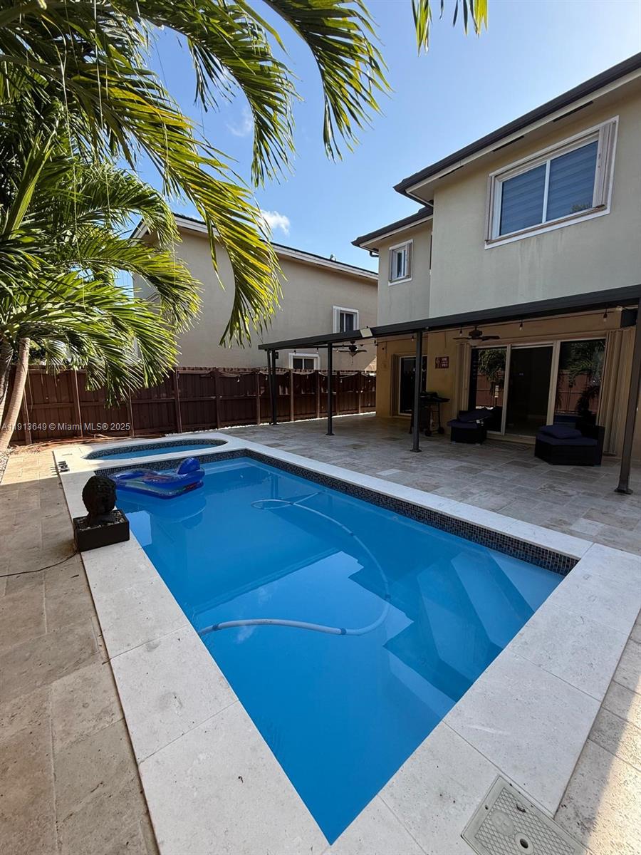 FERNANDOS PLACE - Residential Lease