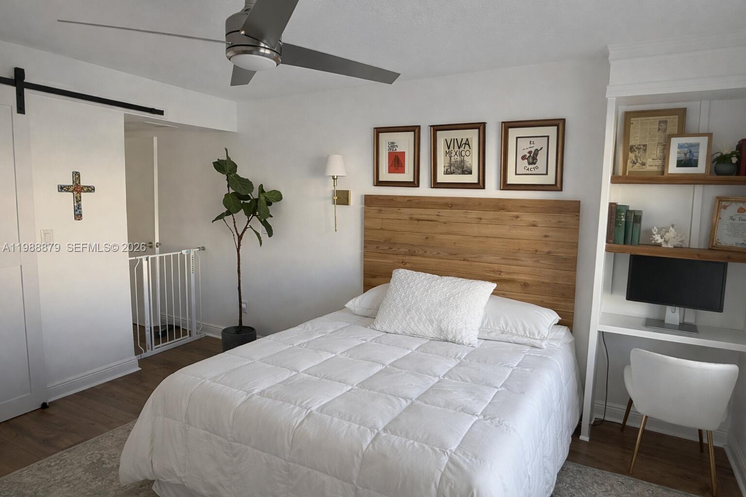 LAKES OF THE MEADOW-MEADO - Residential