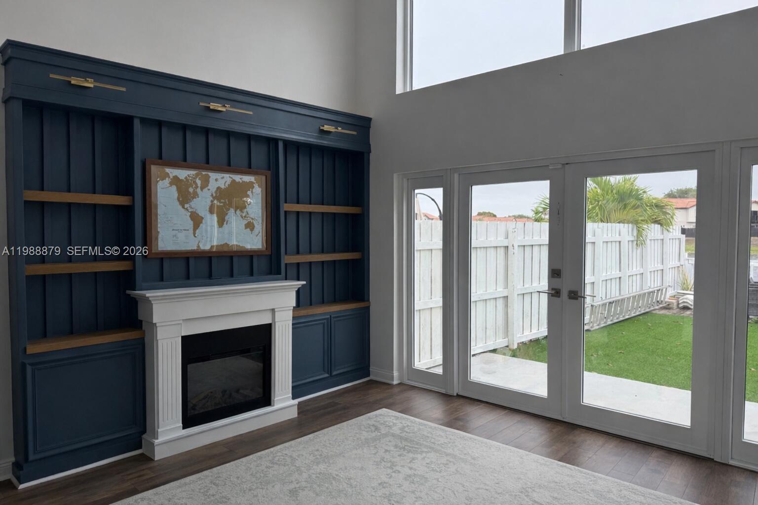 LAKES OF THE MEADOW-MEADO - Residential