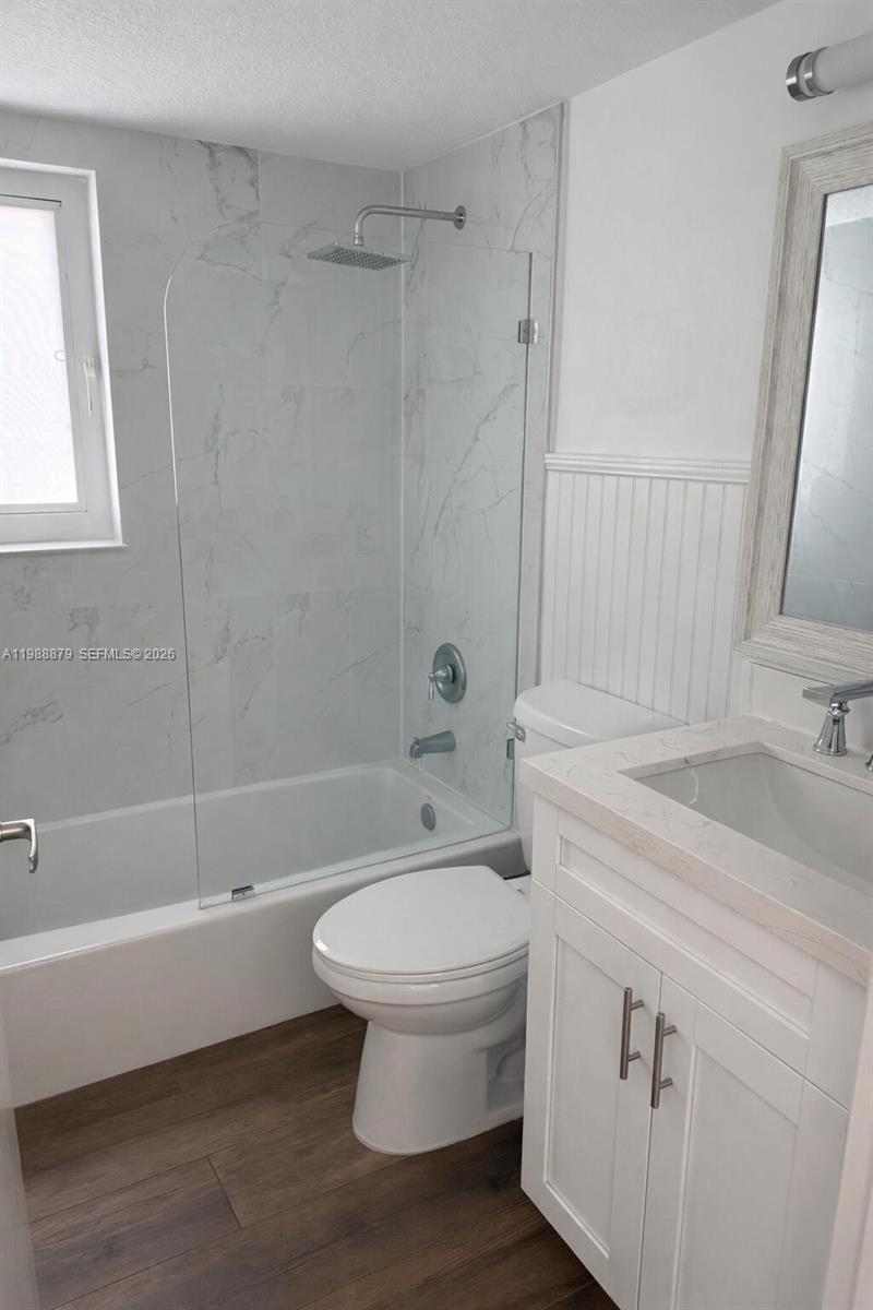 LAKES OF THE MEADOW-MEADO - Residential