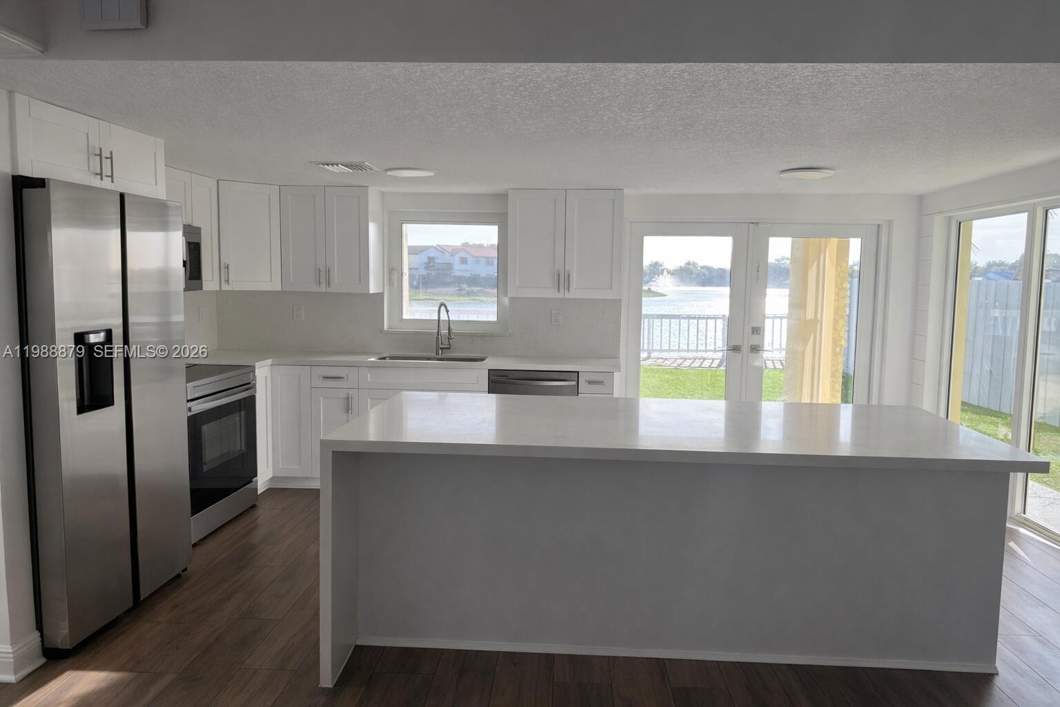 LAKES OF THE MEADOW-MEADO - Residential