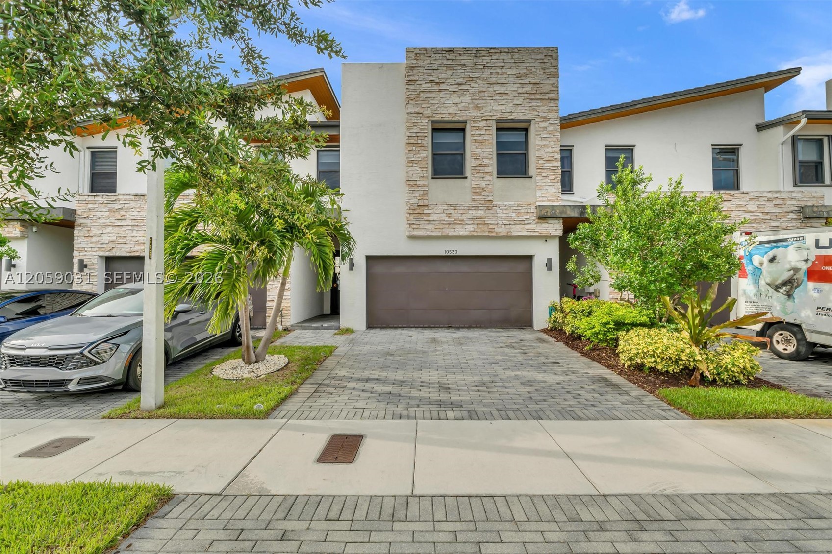 10533 NW 78th Ter