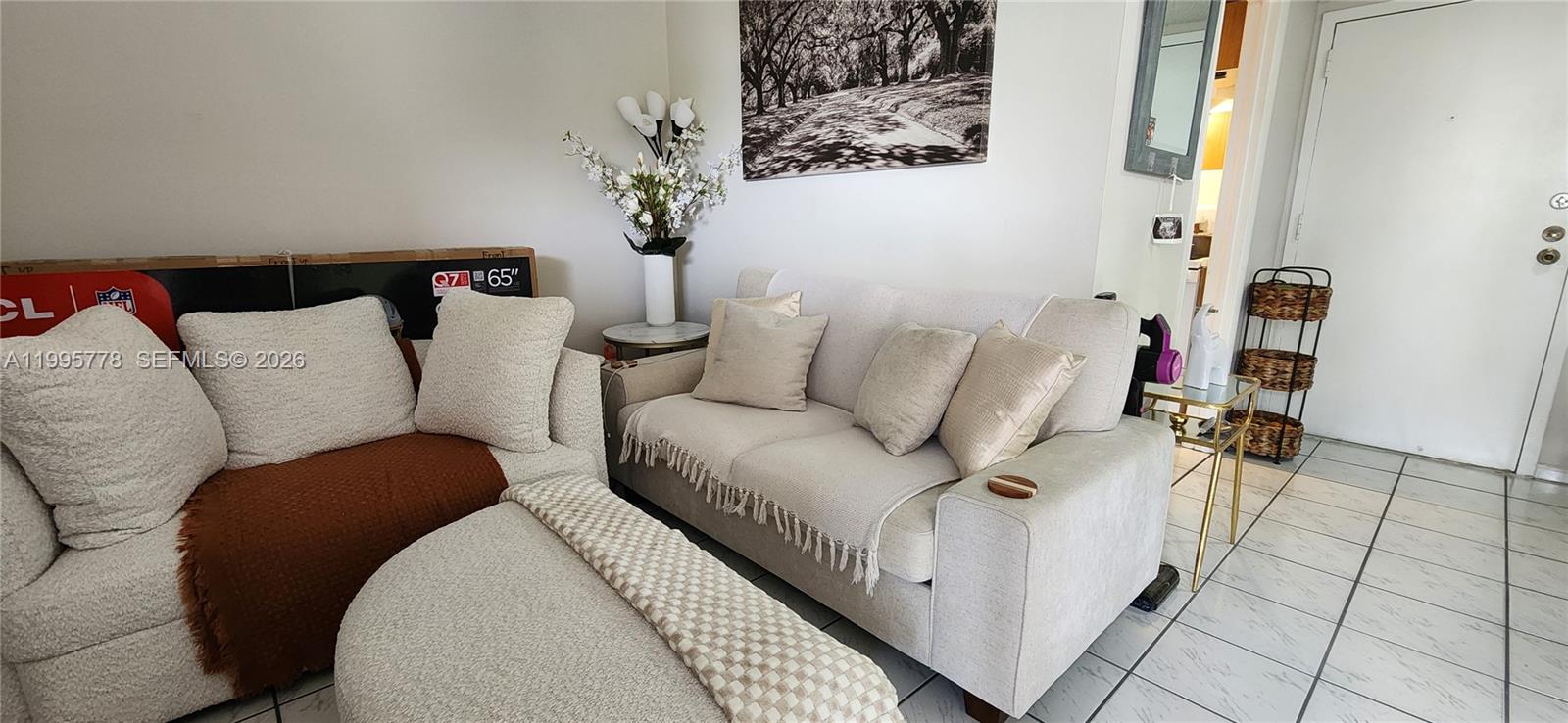 5050 CONDO - Residential Lease