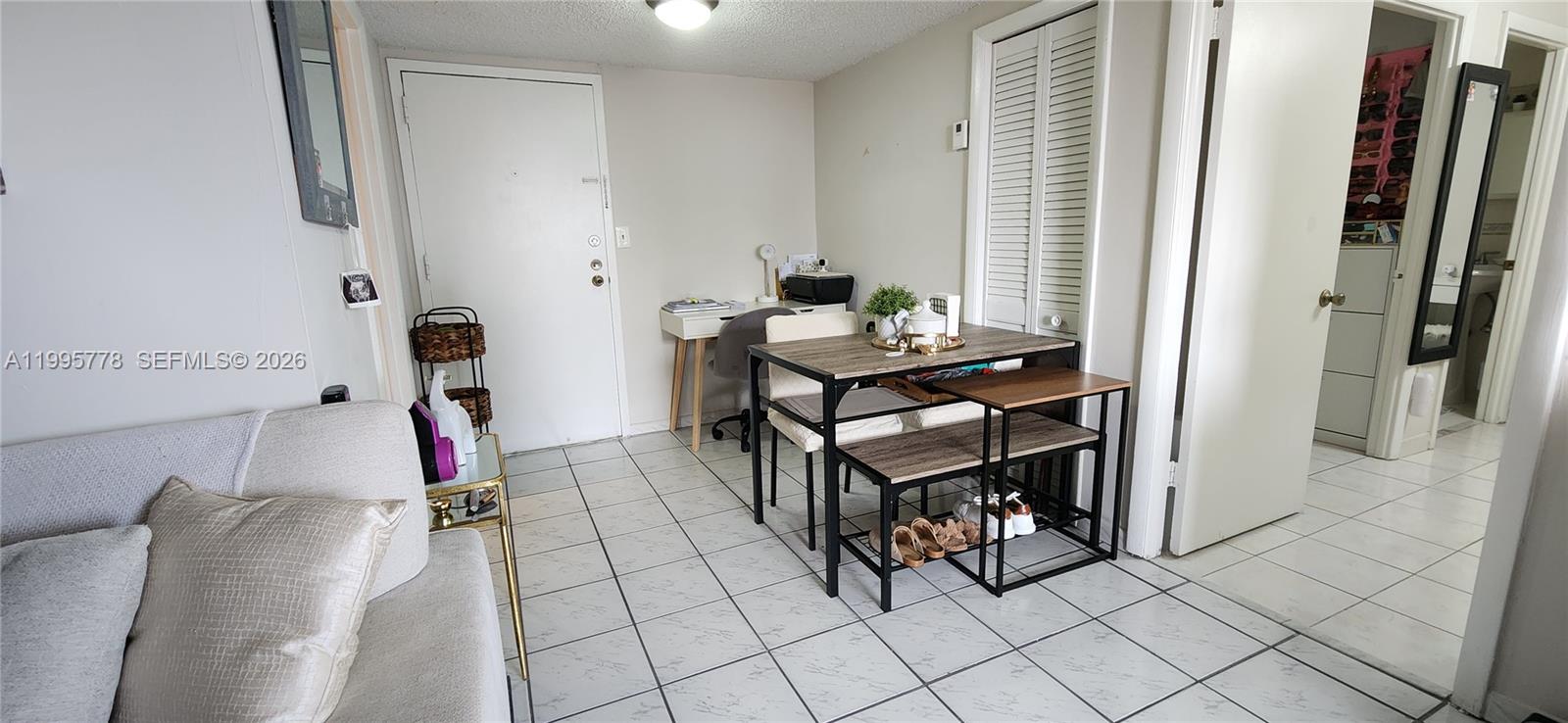 5050 CONDO - Residential Lease