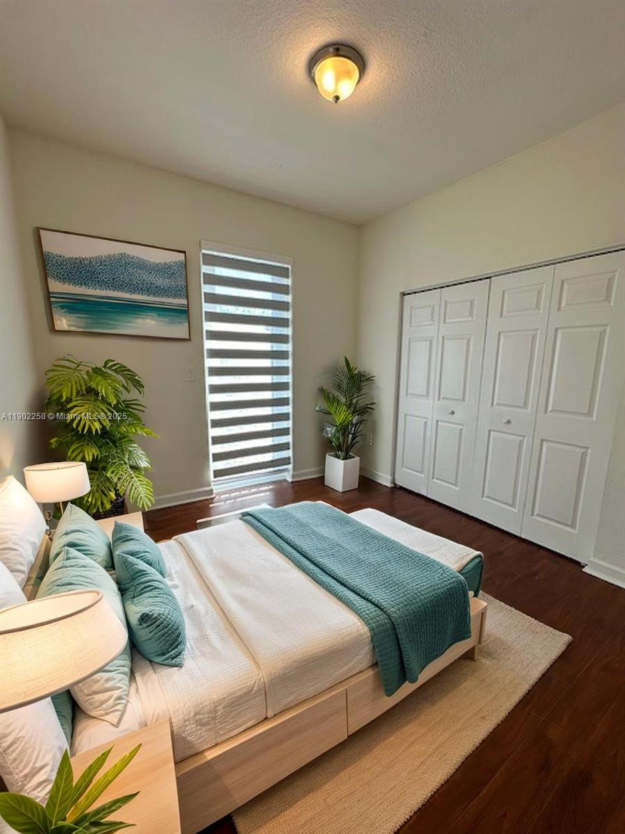 COURTS AT TUSCANY - Residential