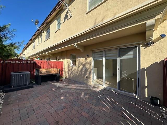 COURTS AT TUSCANY - Residential