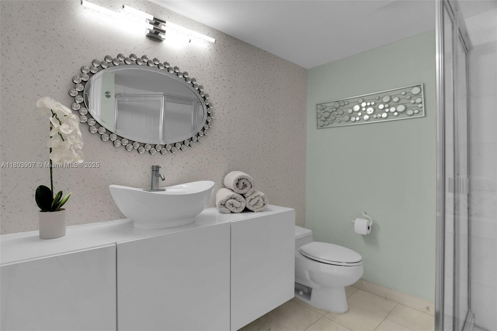 MYSTIC POINTE TOWER 500 C - Residential