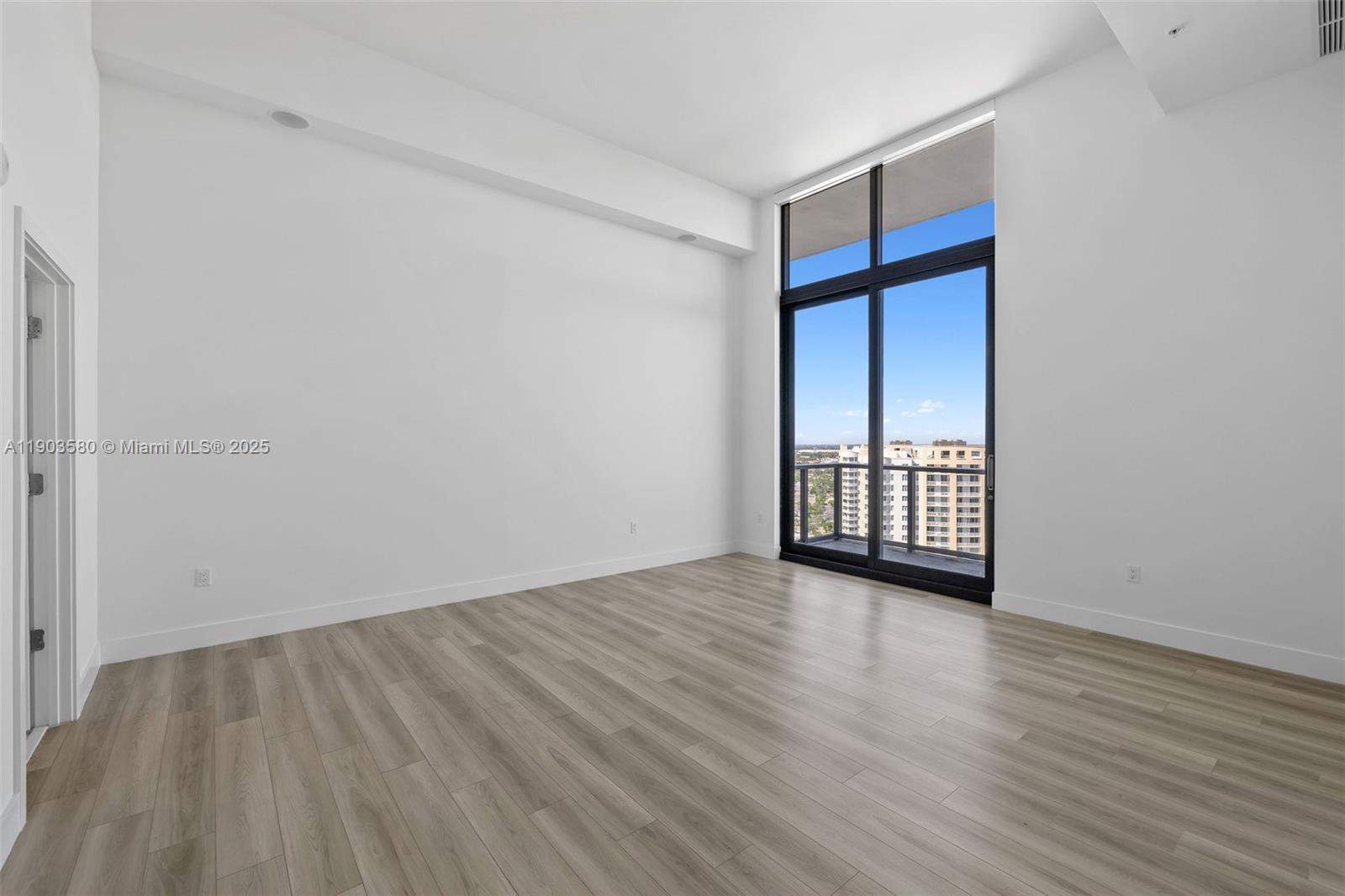 Slate Hallandale - Residential Lease