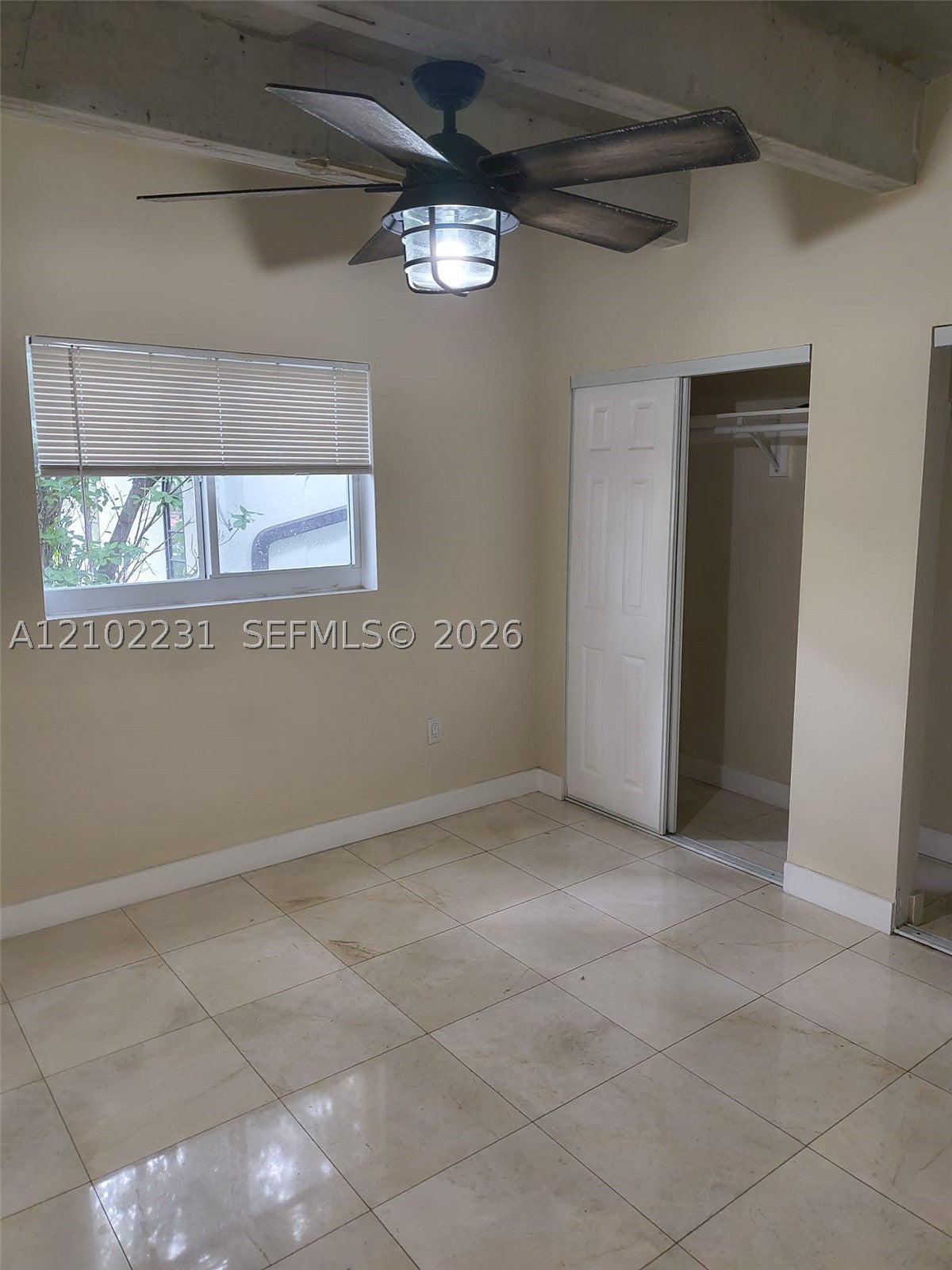1777 Michigan Ave 206