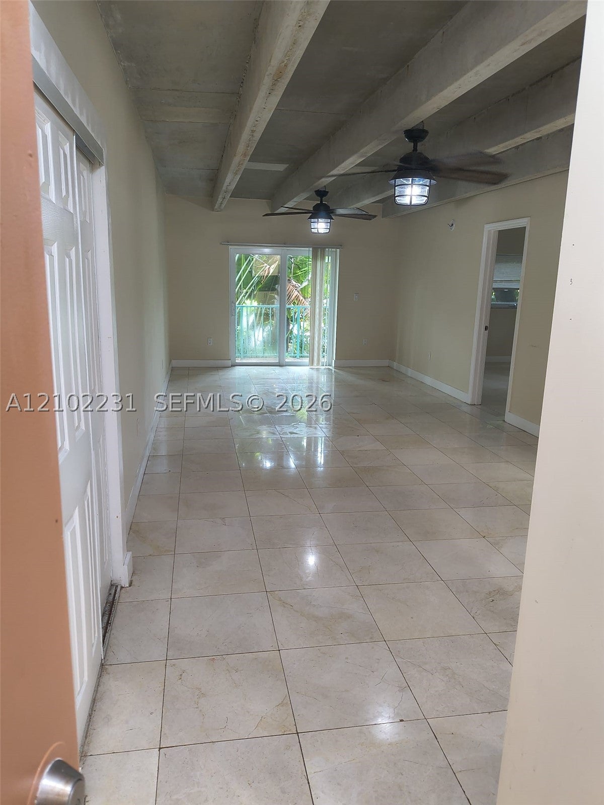 1777 Michigan Ave 206