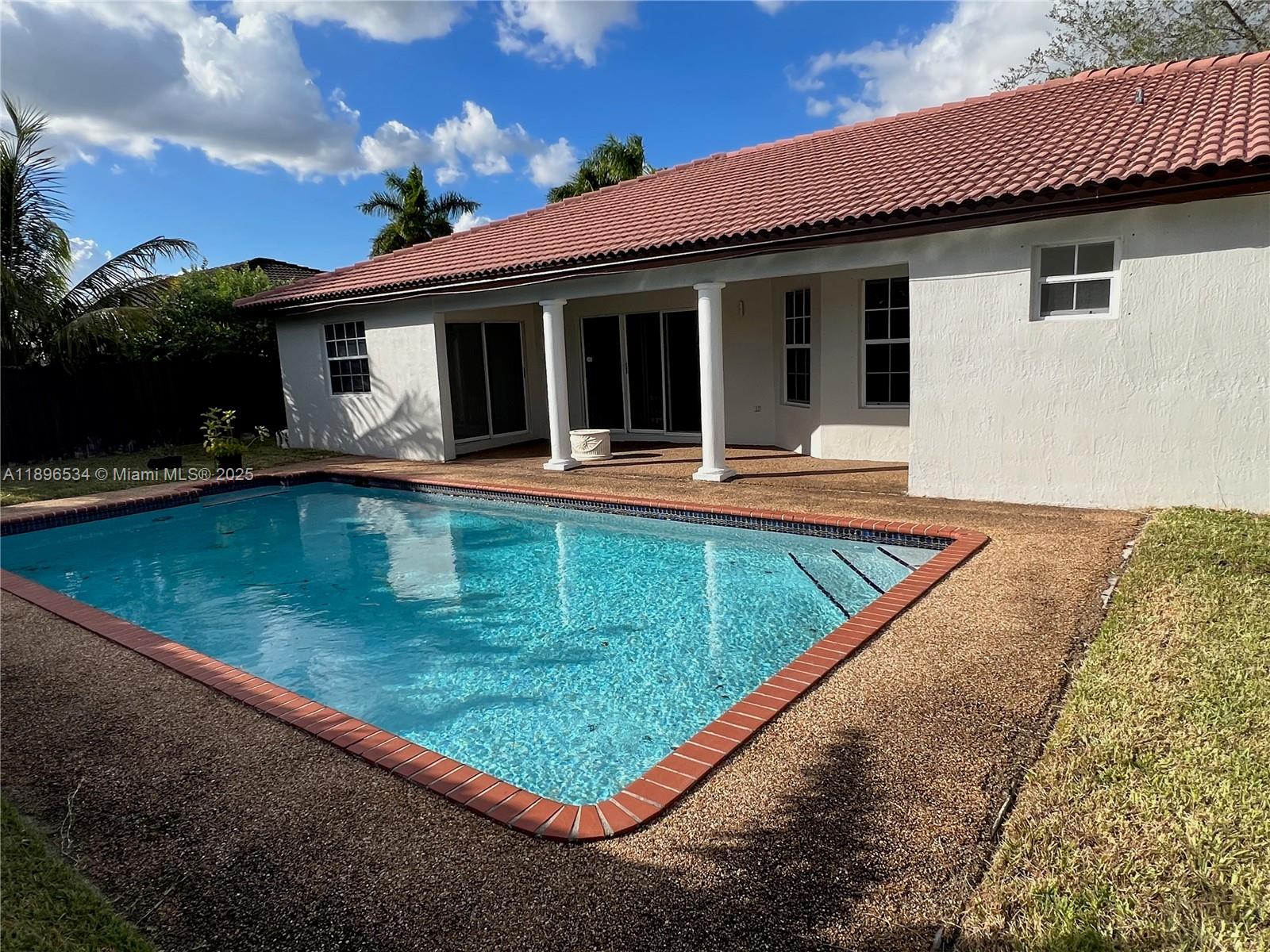 KESSLER GROVE SEC 3 - Residential Lease