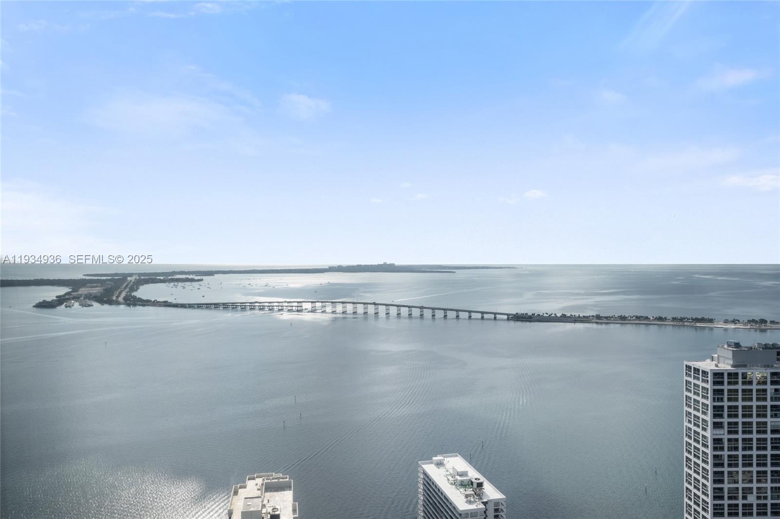 1425 Brickell Ave 47B