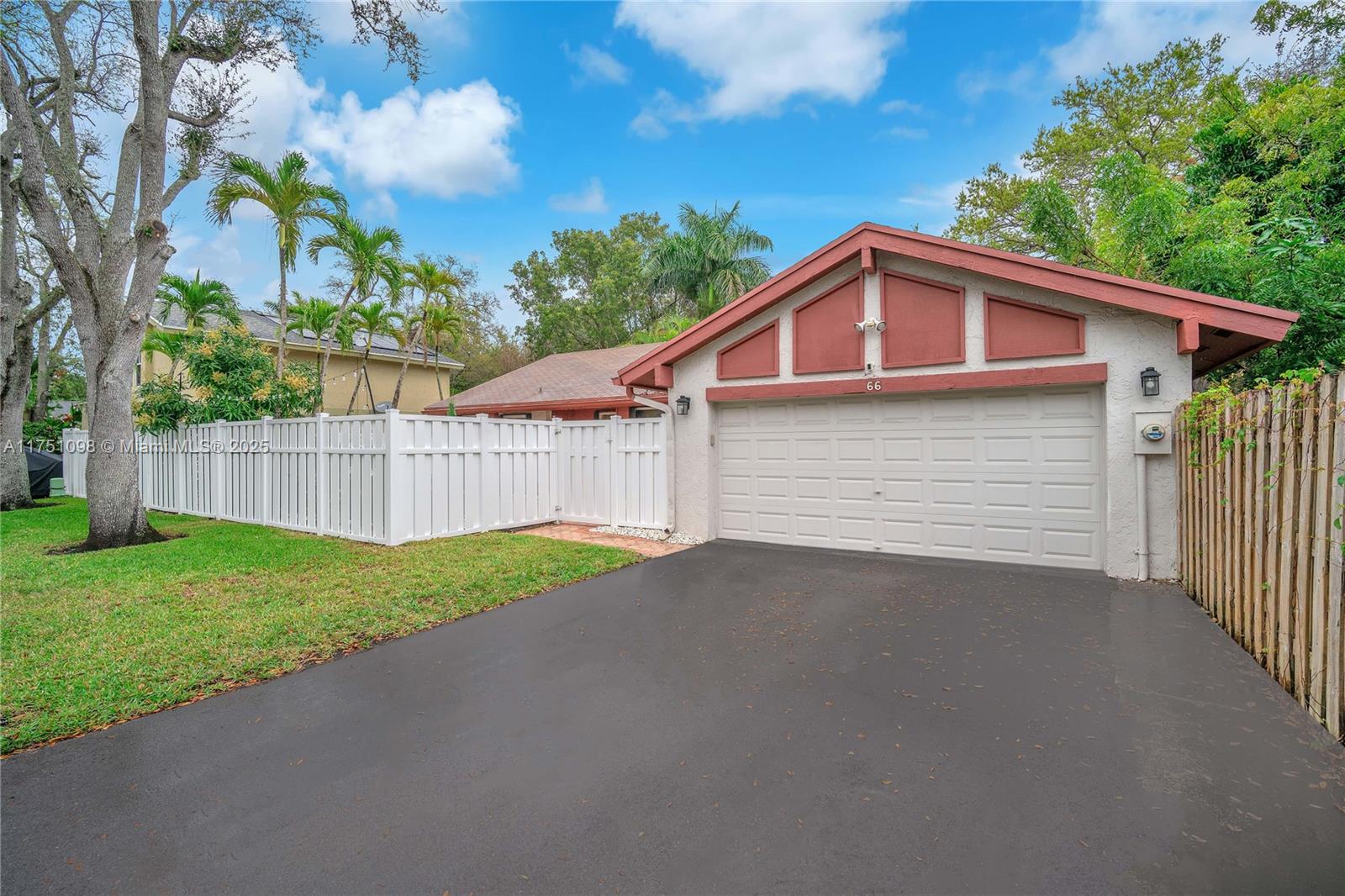 66 Forest Cir