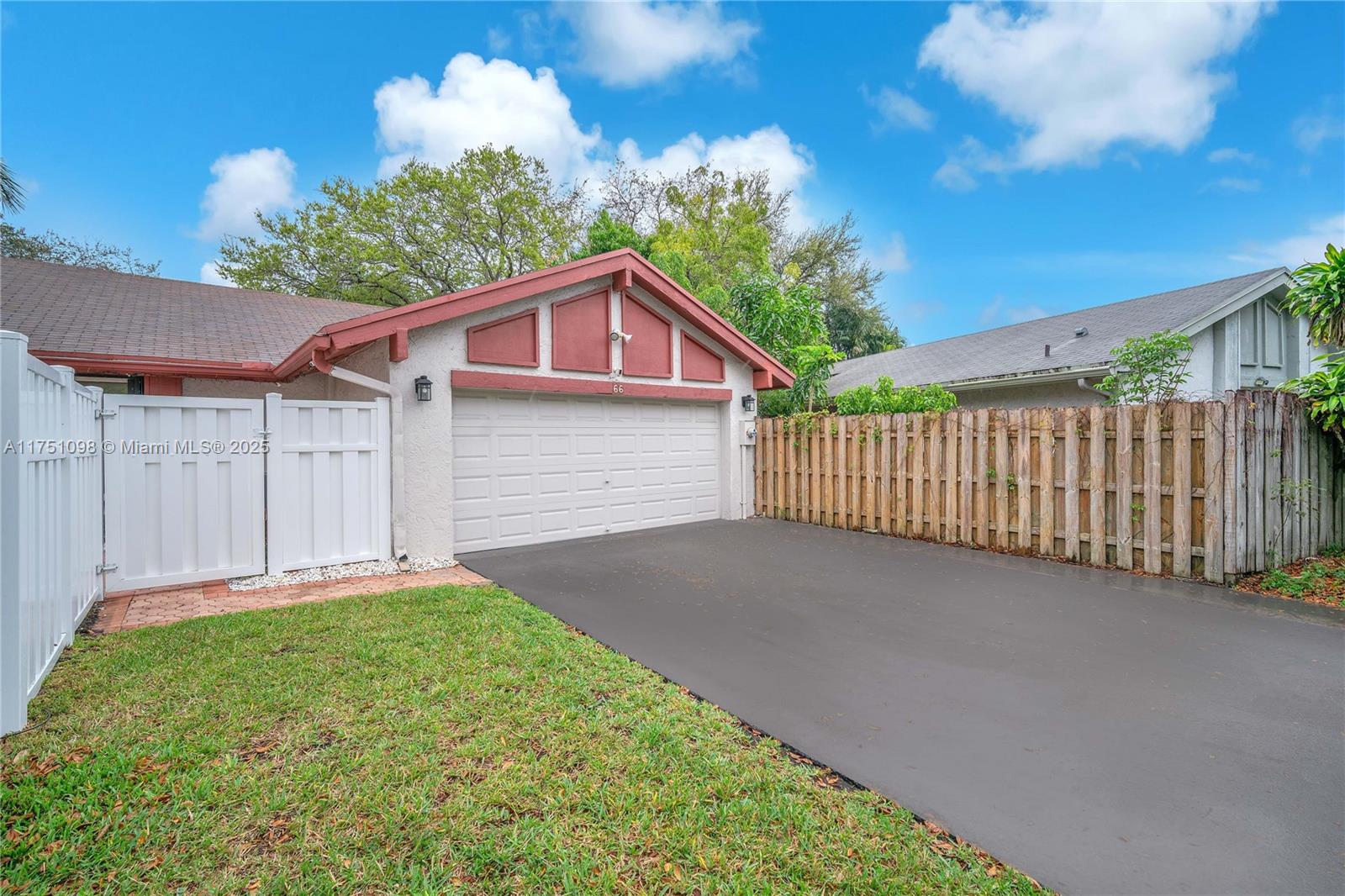 66 Forest Cir