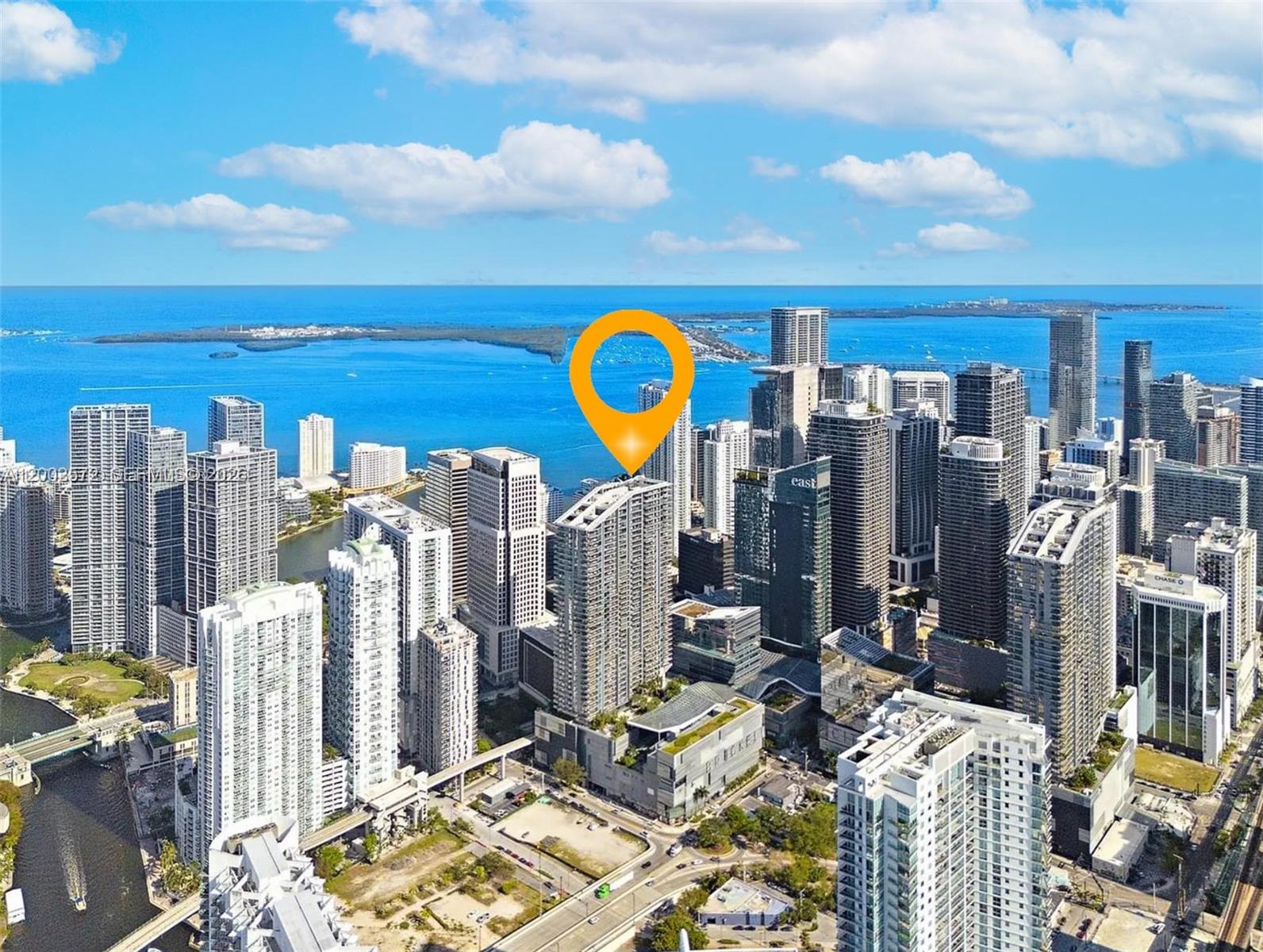 REACH CONDO - Residential