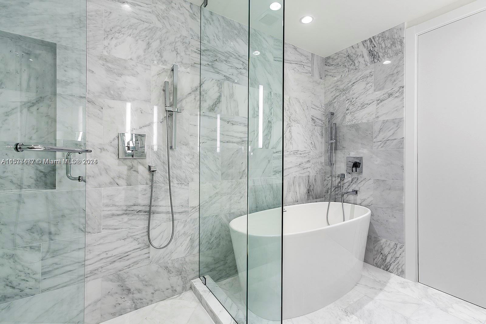 ECHO BRICKELL CONDO - Residential