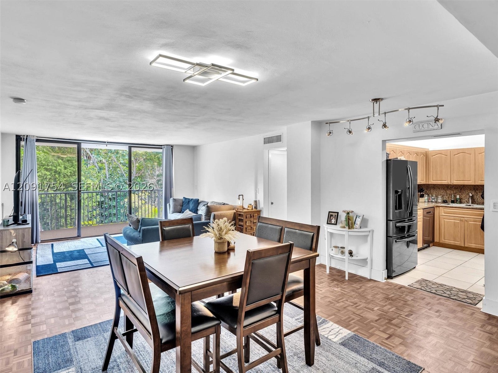 101 Ocean Lane Dr 209