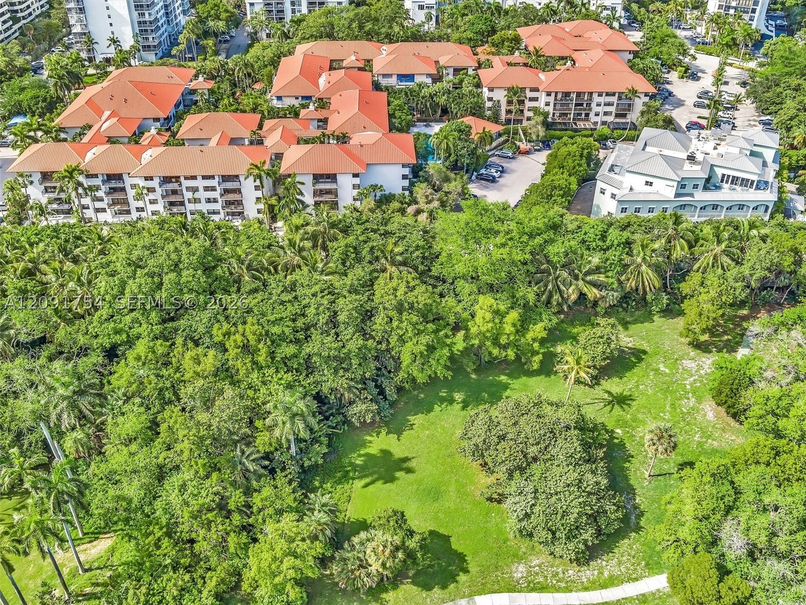 101 Ocean Lane Dr 209