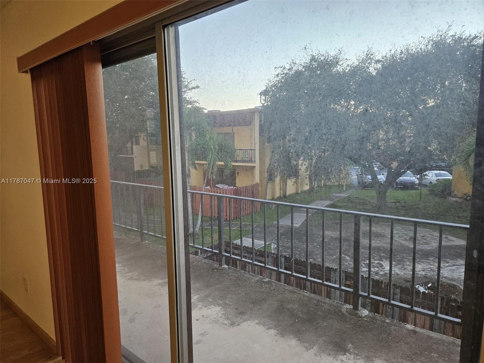 TARACOMA TOWNHOMES CONDO - Residential