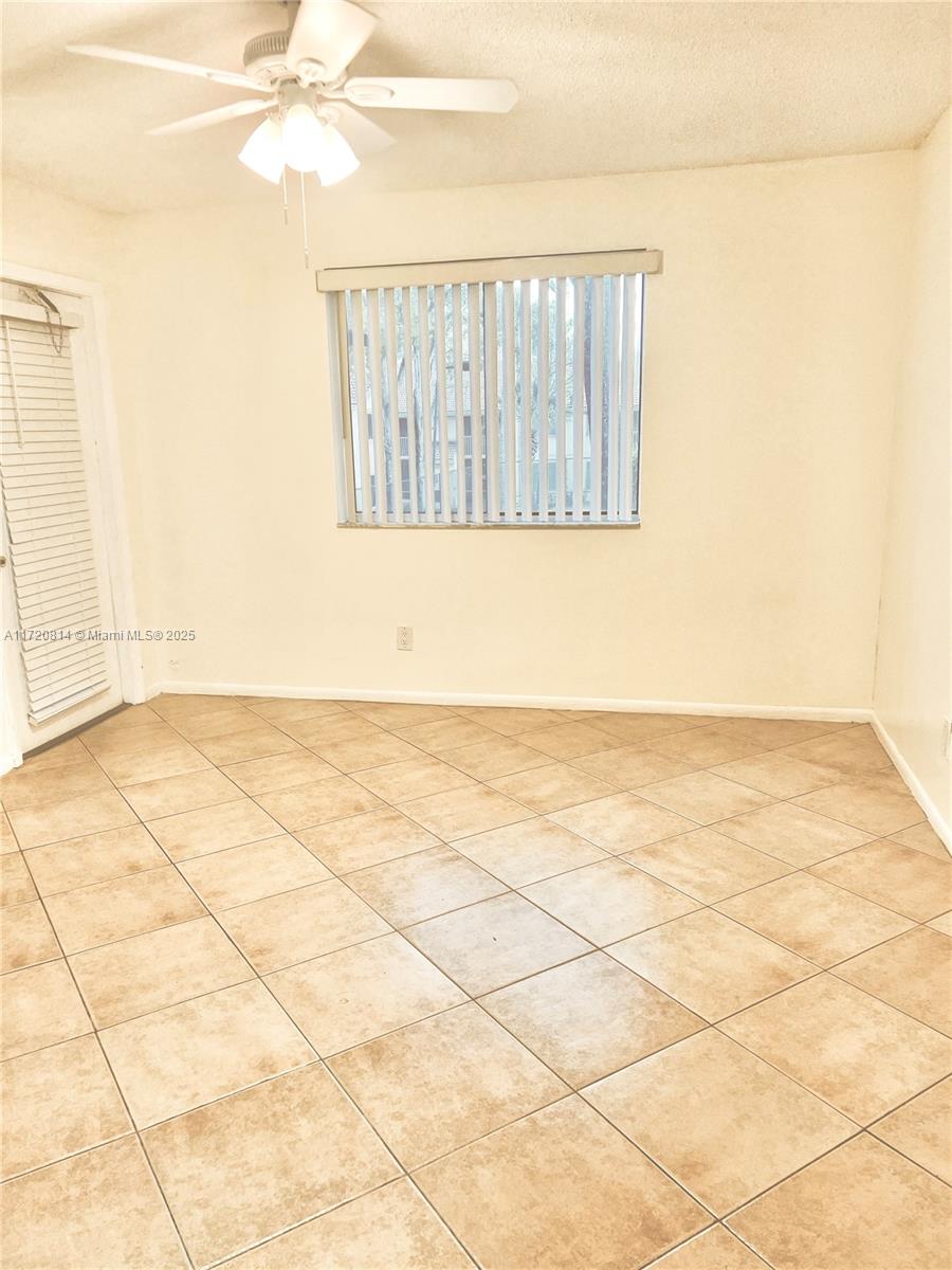 NAPOLI GARDENS AT CORAL S - Residential