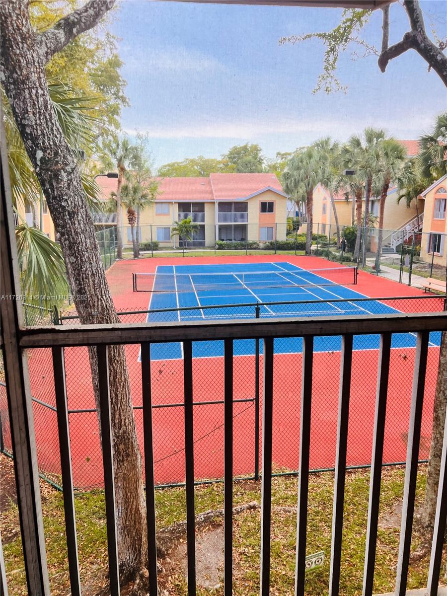 NAPOLI GARDENS AT CORAL S - Residential