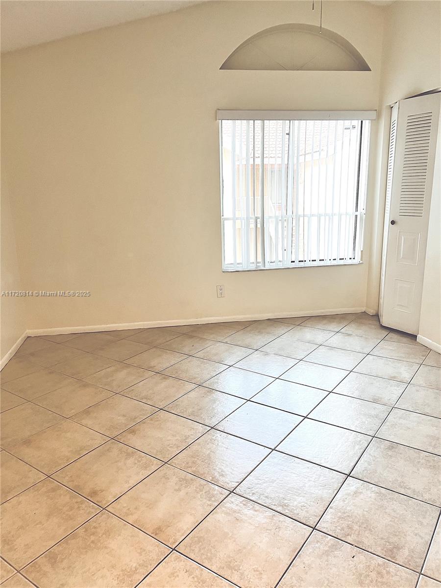 NAPOLI GARDENS AT CORAL S - Residential