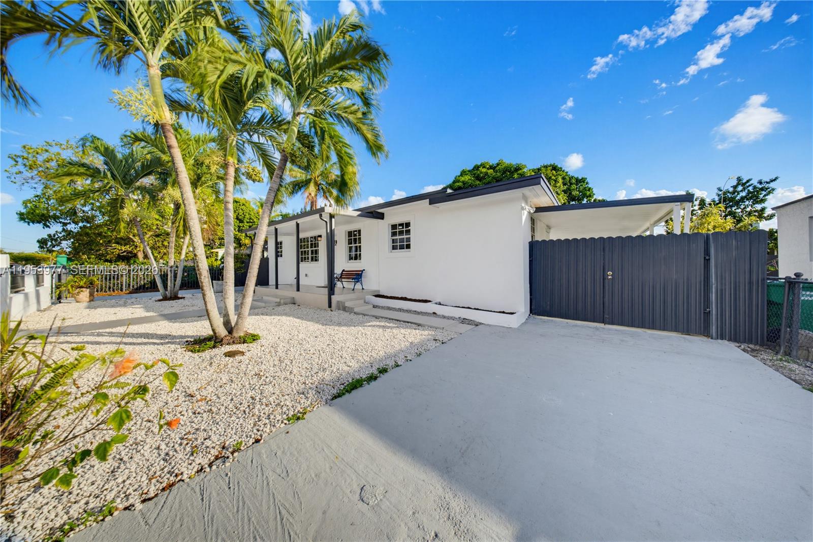 BLOOMFIELD HILLS - Residential