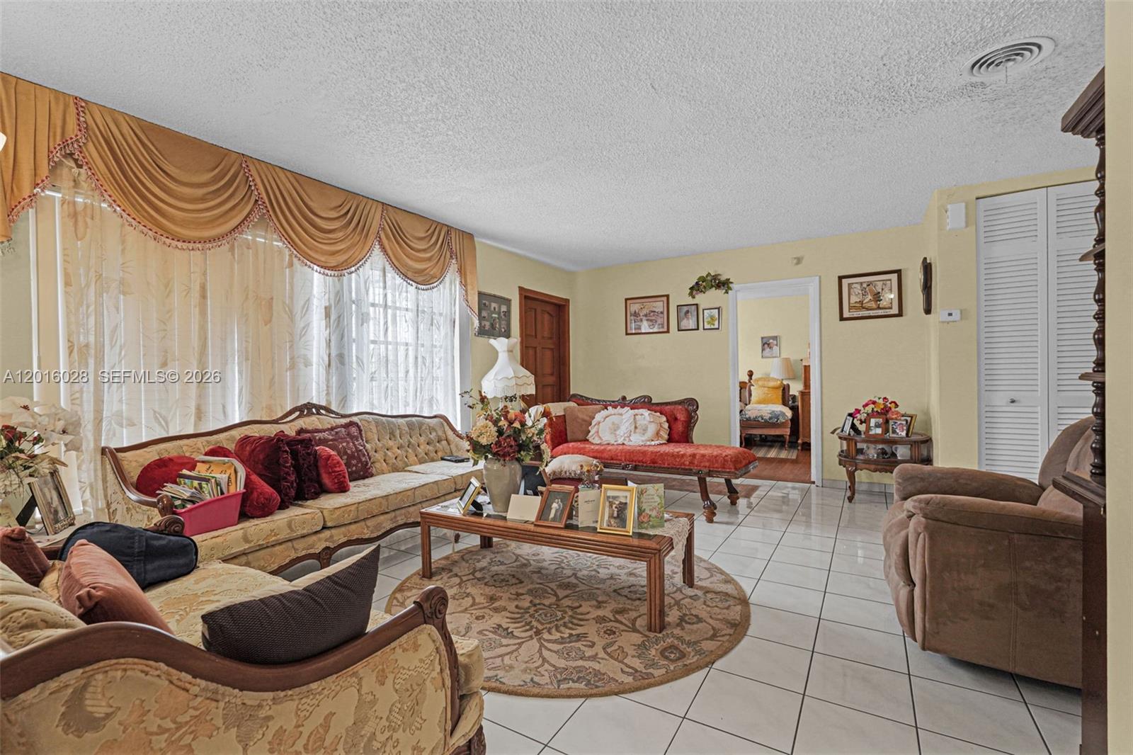 FAIRWAY HOUSE SEC 1 - Residential