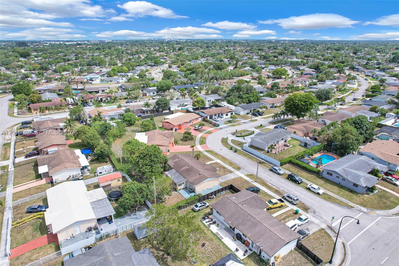 FAIRWAY HOUSE SEC 1 - Residential