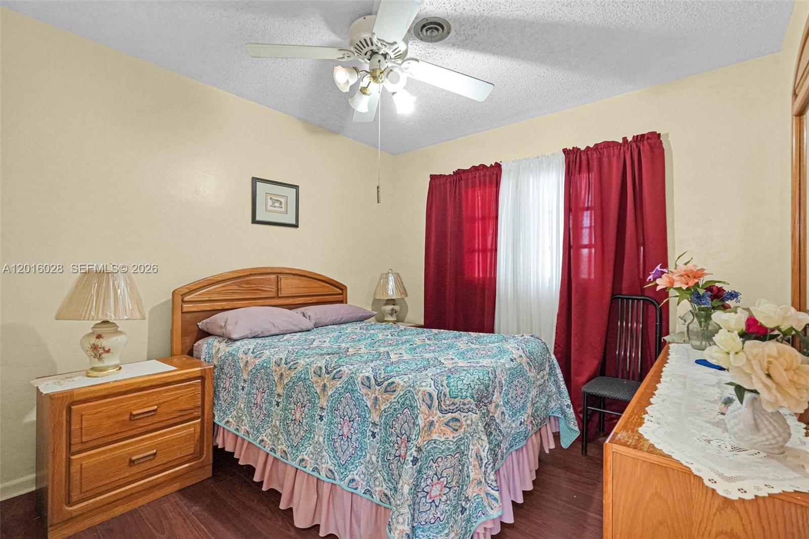 FAIRWAY HOUSE SEC 1 - Residential