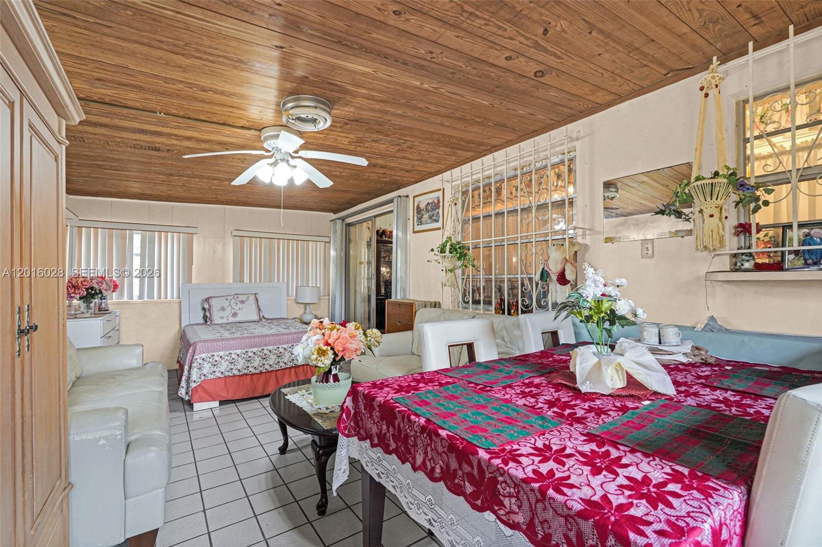 FAIRWAY HOUSE SEC 1 - Residential