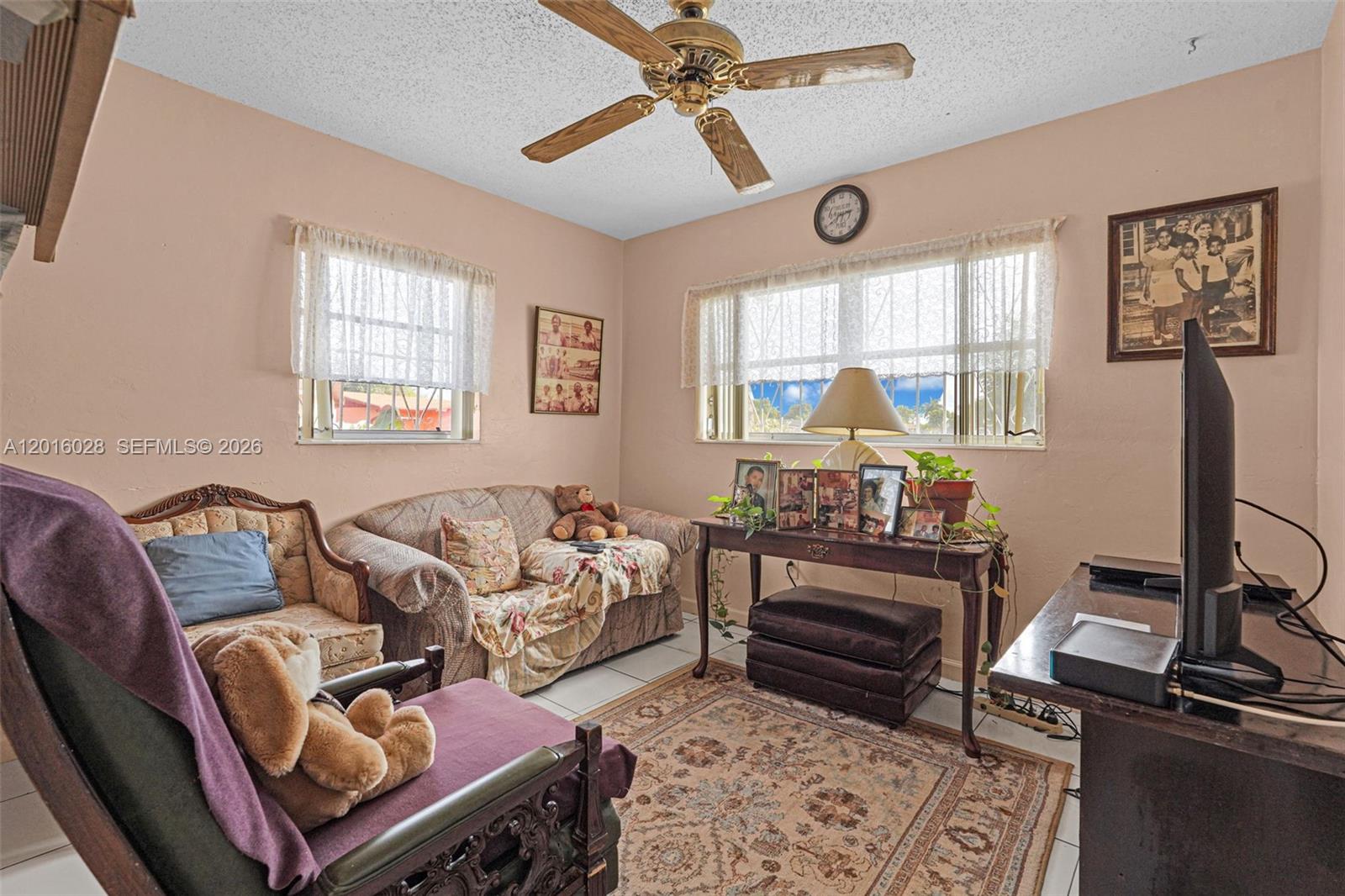 FAIRWAY HOUSE SEC 1 - Residential