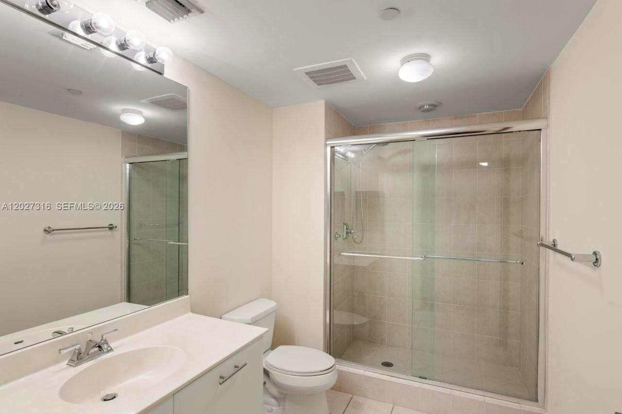 VERANDA CONDO - Residential