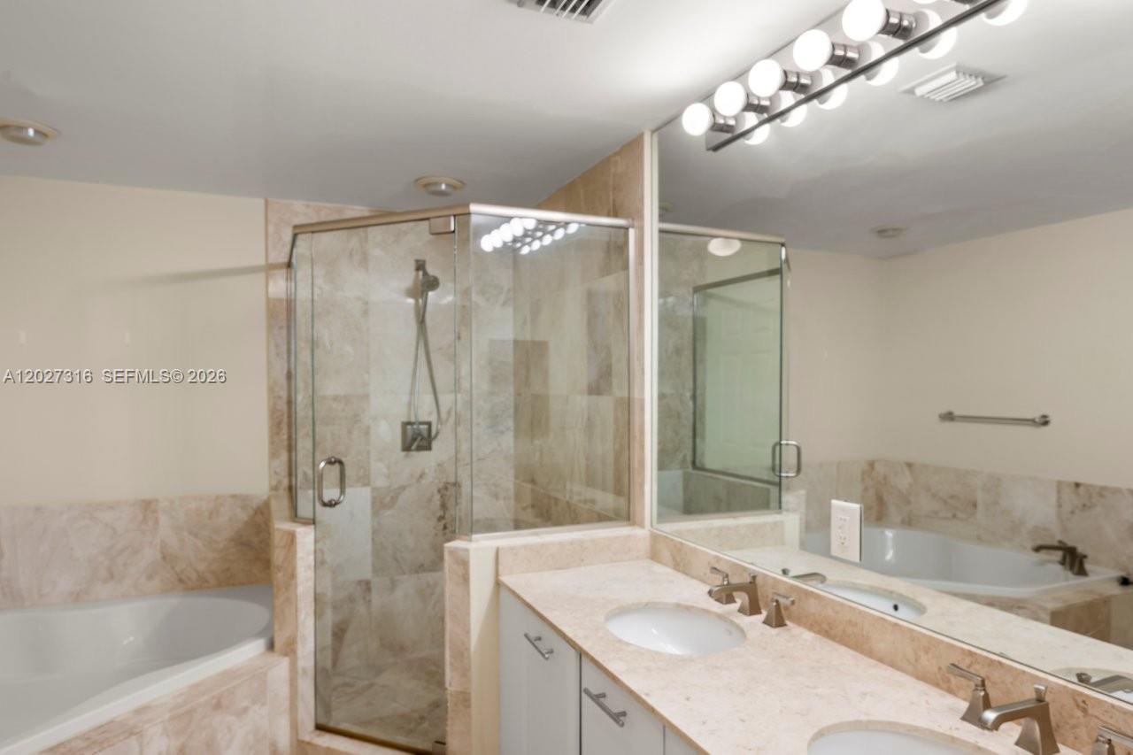 View photos, virtual tours, details... 510 NW 84th Ave 241