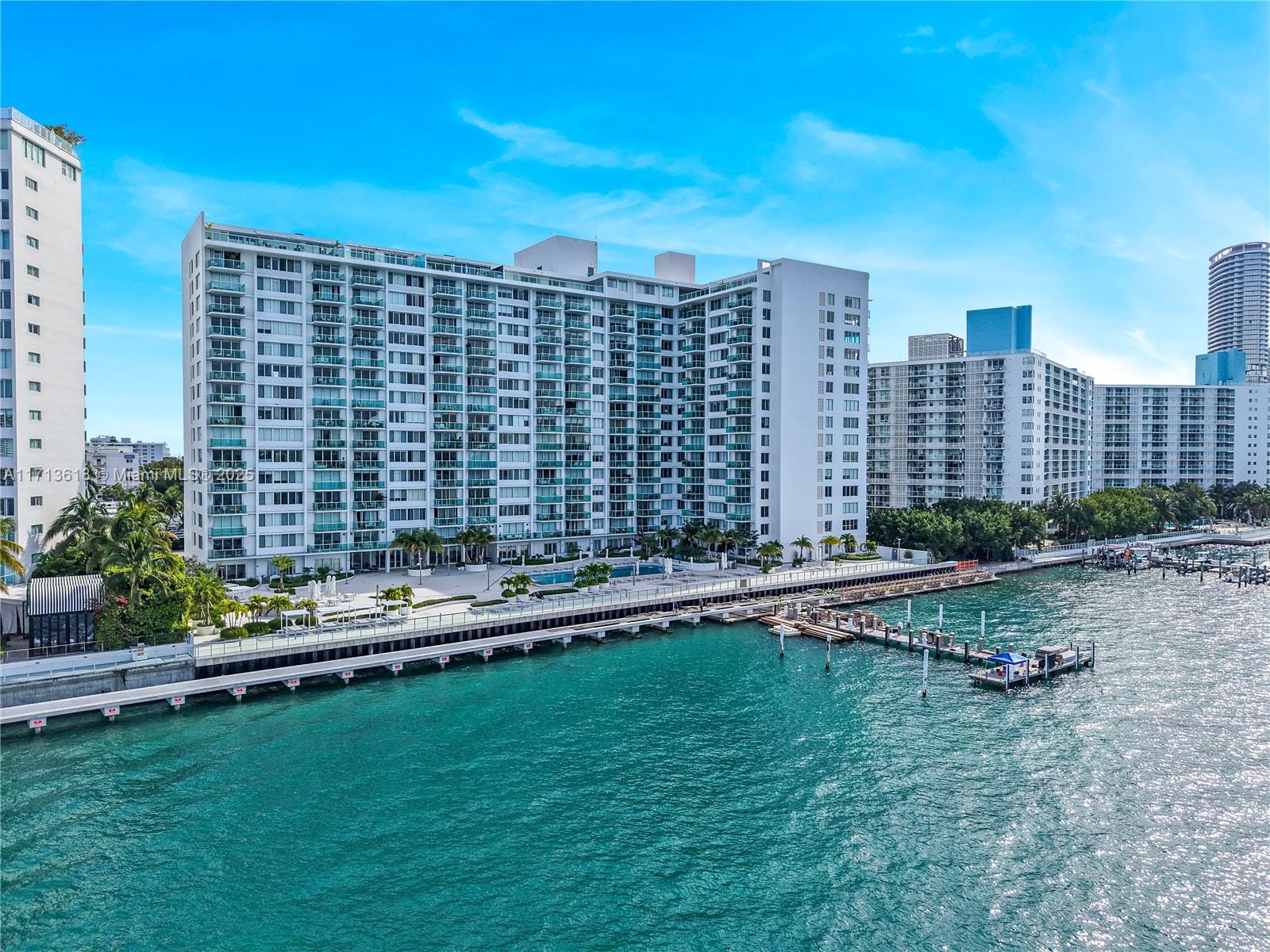 MIRADOR 1000 CONDO - Residential