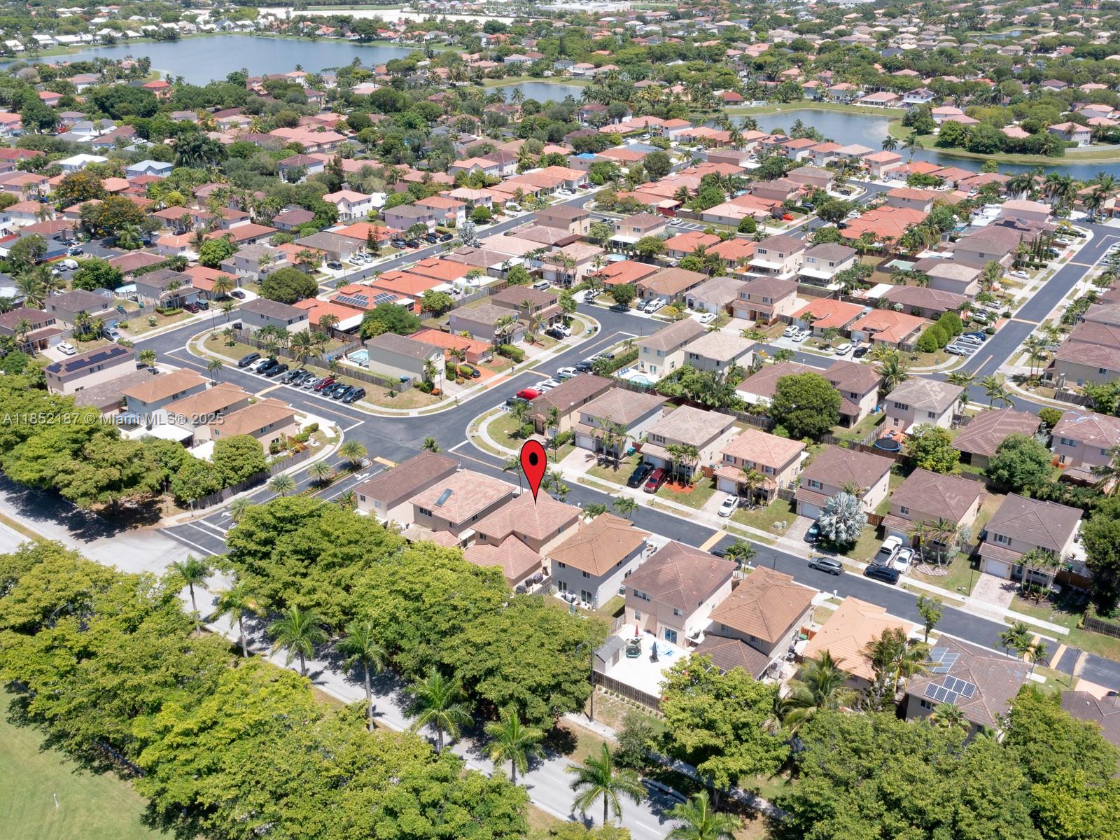 PRECIOUS HOMES AT LAKES B - Residential