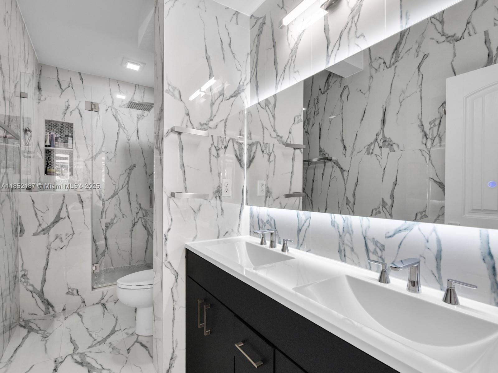 PRECIOUS HOMES AT LAKES B - Residential