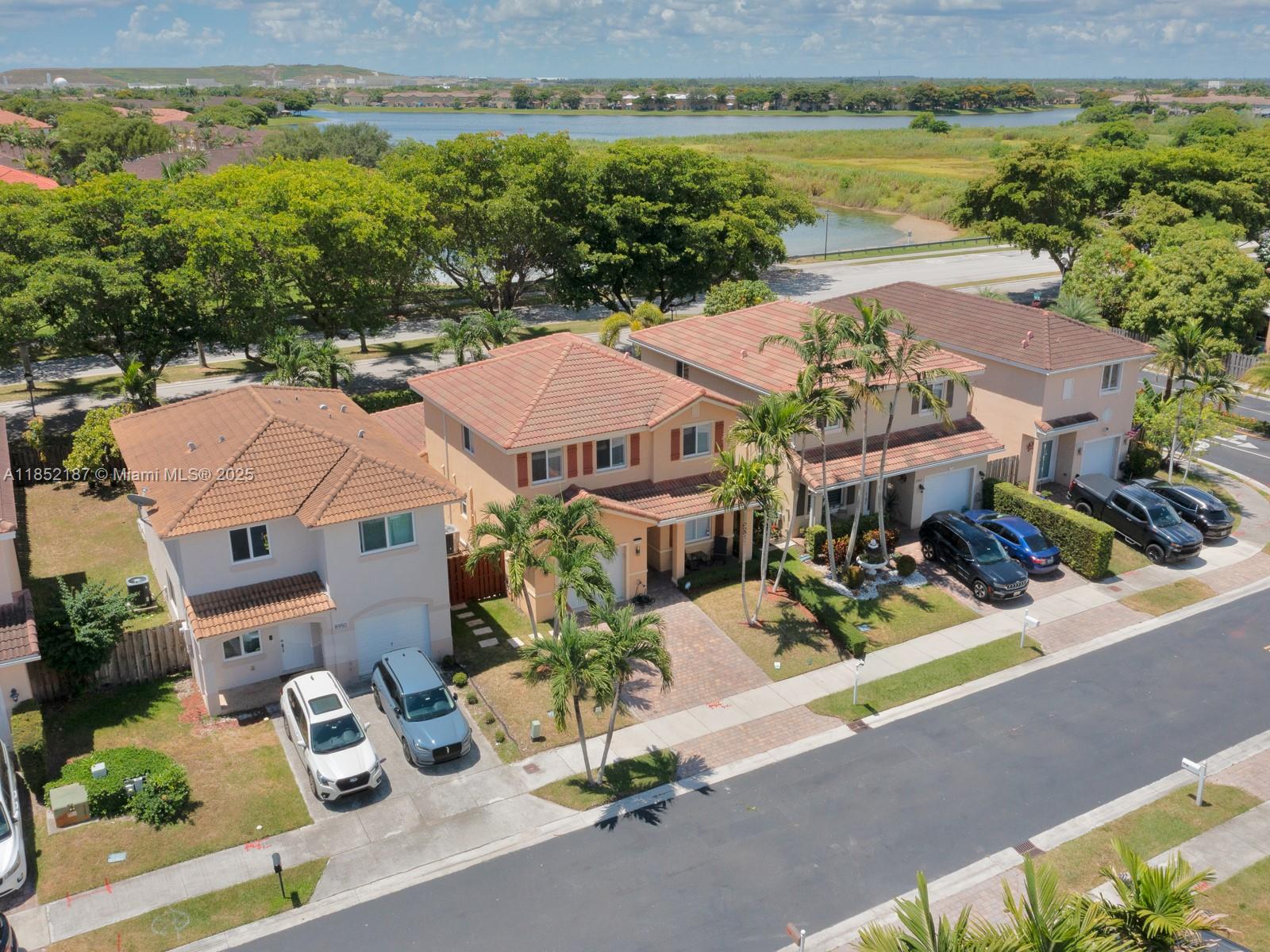 PRECIOUS HOMES AT LAKES B - Residential