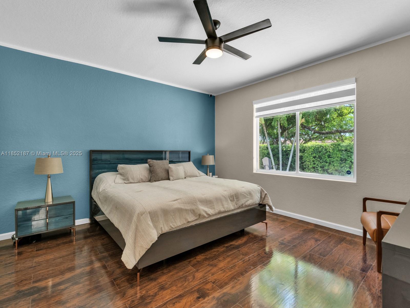 PRECIOUS HOMES AT LAKES B - Residential