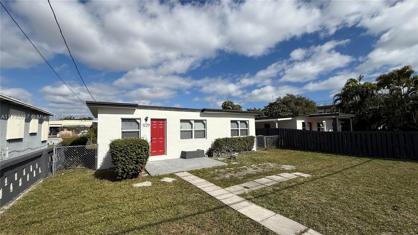 1229 Nw 72nd St, Miami, Broward County, Florida - 3 Bedrooms  
1 Bathrooms - 