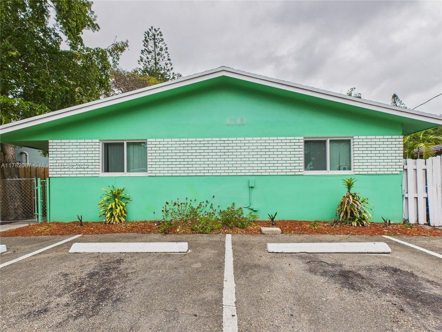 Turnkey income property alert! This duplex, nestled between the highly desirable Riverside Park and Shady Banks neighborhoods, features two beautifully maintained 3-bedroom, 1-bathroom units with lush surroundings and unbeatable access. Minutes from Downtown Fort Lauderdale, Las Olas, and the beach, with nearby schools and commuter access via I-95. Located in one of the area’s fastest-growing corridors, this property is ideal for long-term rental or short-term licensing (Airbnb potential). Strong rental demand + location = a must-see investment.